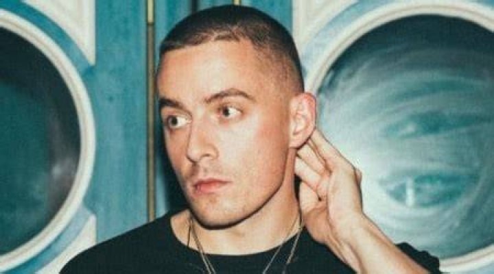 Dermot Kennedy Height, Weight, Family, Girlfriend, Education, Biography